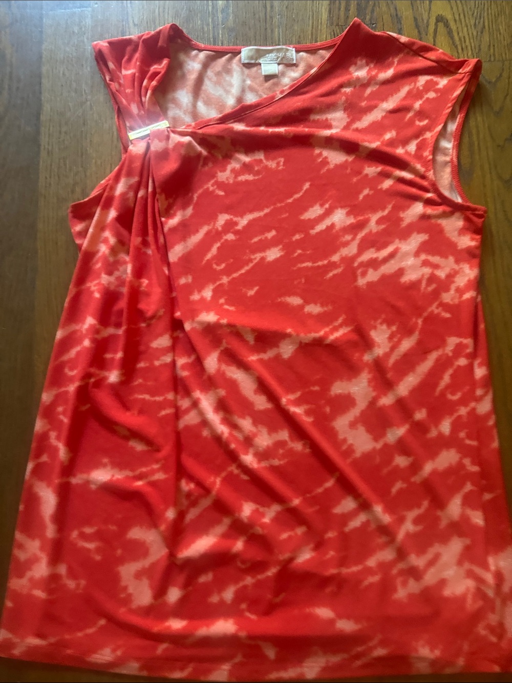 MICHAEL KORS Orange Sleeveless Twist-Detail Top New without tags Stretch fitted